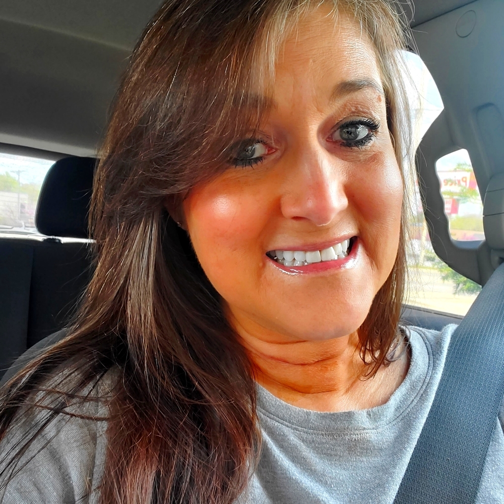 Meet your Posher, Tracy